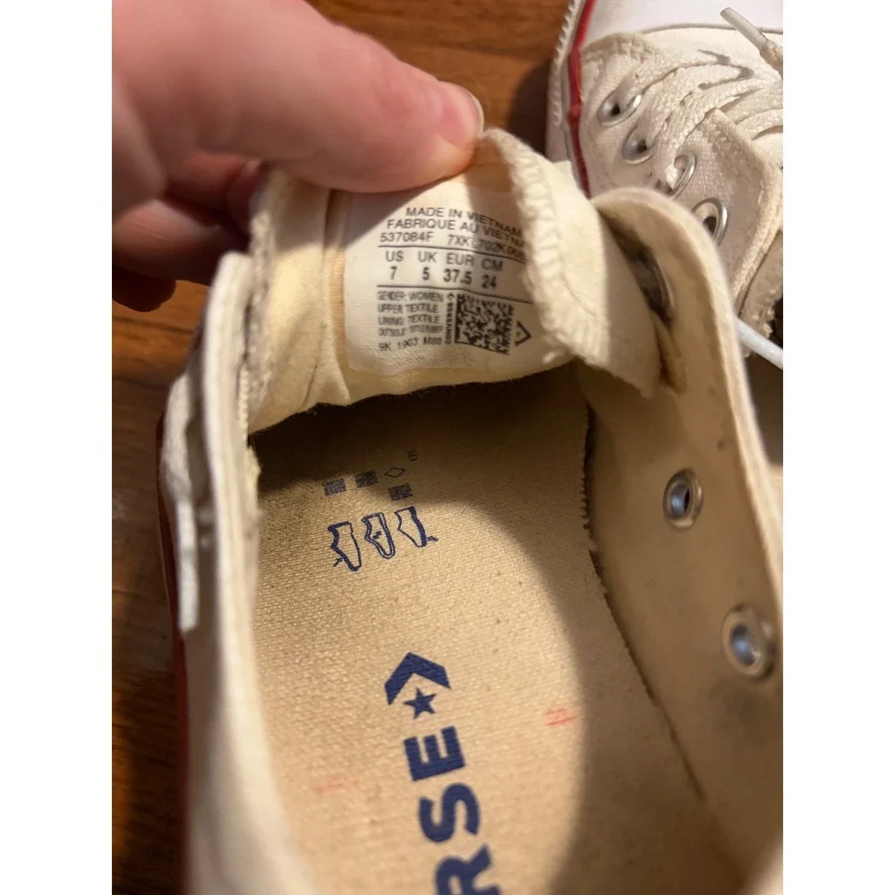 Converse Chuck Taylor All Star Low Top Cream Canvas Sneakers Women's Size‎ 7 - Picture 6 of 11